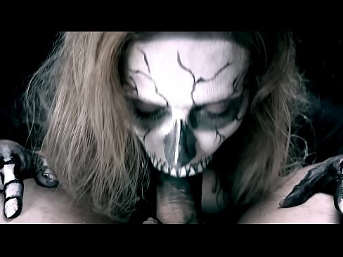 ❤️ Demon nighean sucking cock le a beul dubh agus slugadh cum. ❤ Bhidio gnè aig gd.redporn-tv.ru ﹏